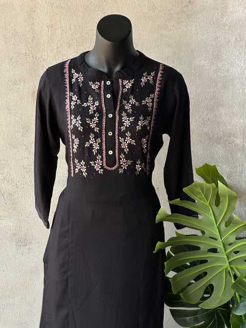 Embroidery neck Rayon kurti