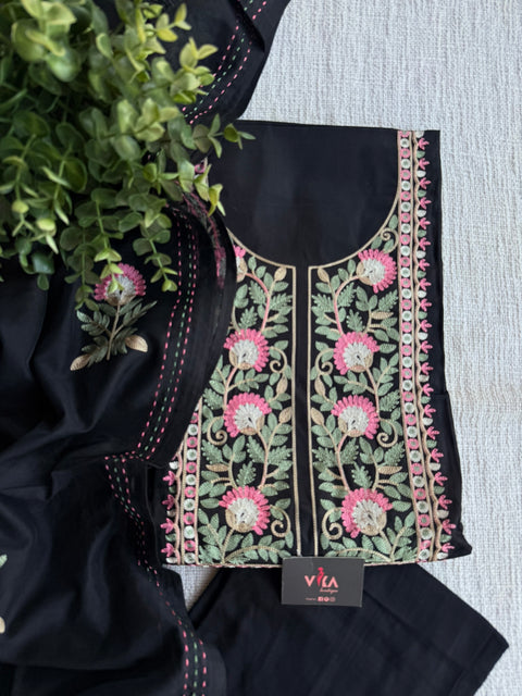 Emb neck cotton suit material