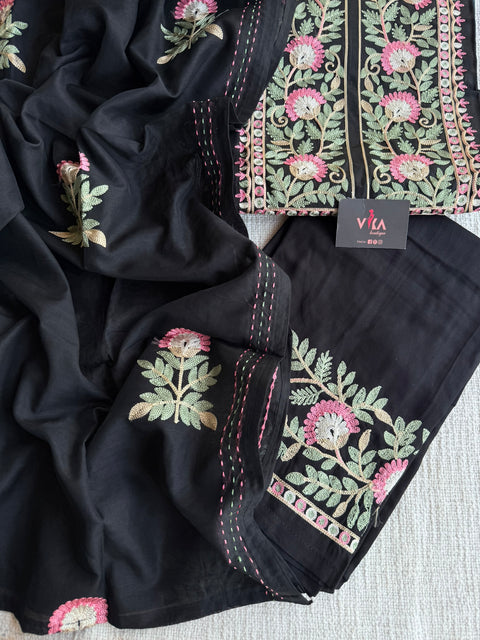 Emb neck cotton suit material