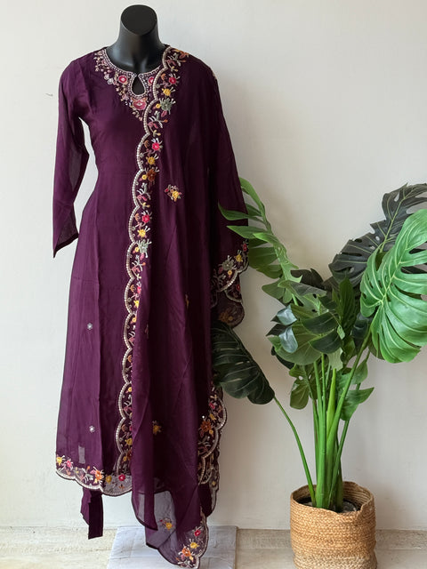 Purple neck work georgette kurti pant set