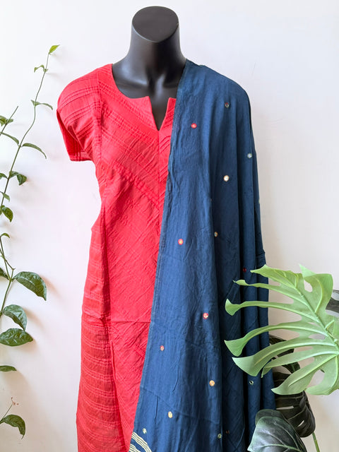 Contrast mirror work silk Dupatta with silk cotton top