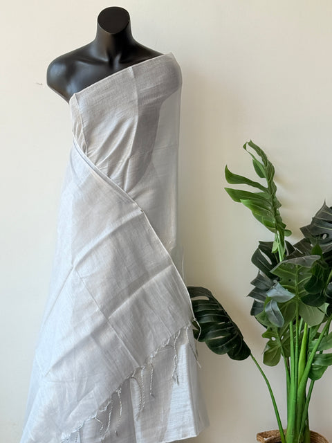 Plain Tissue saree without blouse