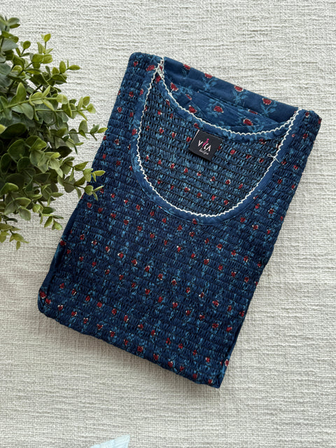 L size Smocking poly Viscose Nighty