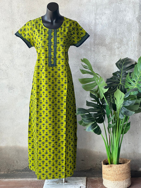 Printed cotton nighty
