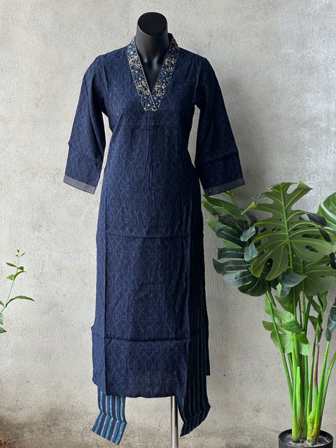 V neck emb muslin kurta pant