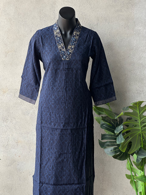 V neck emb muslin kurta pant