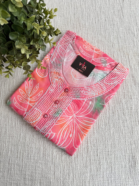 L size printed Alpine nighty