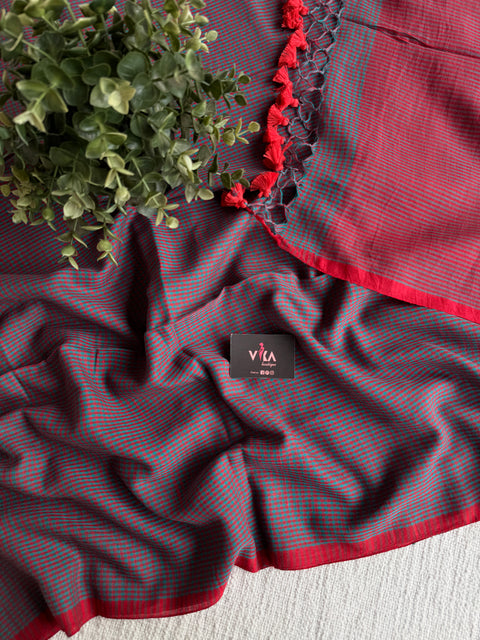 Small checked mul cotton saree