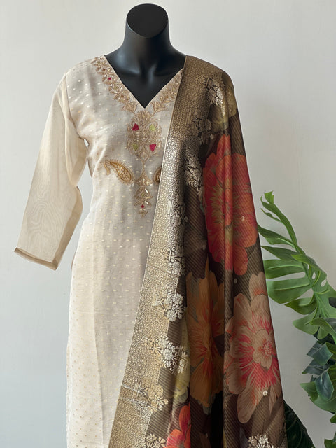 Cream banaras tissue kurti pant set