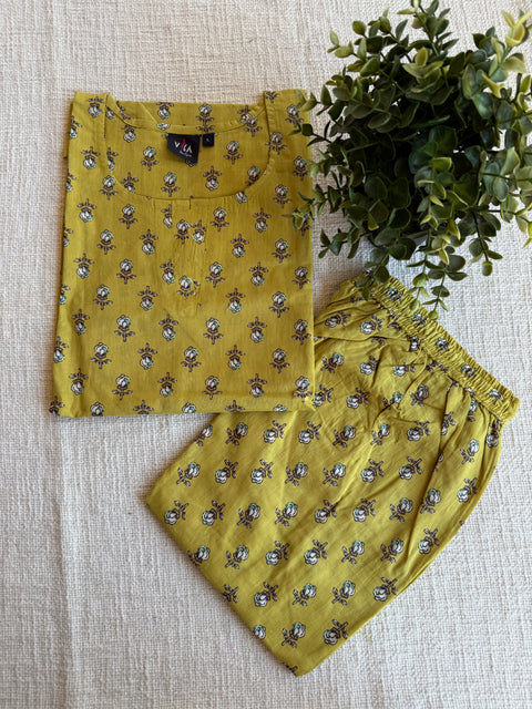 L size printed Cord Night suit