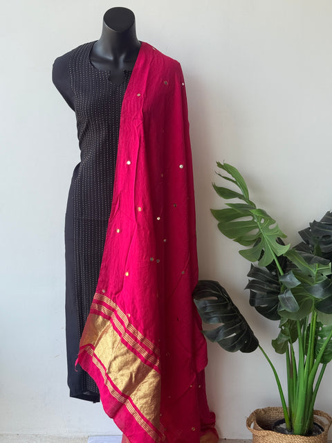 Contrast mirror work silk Dupatta with silk cotton top