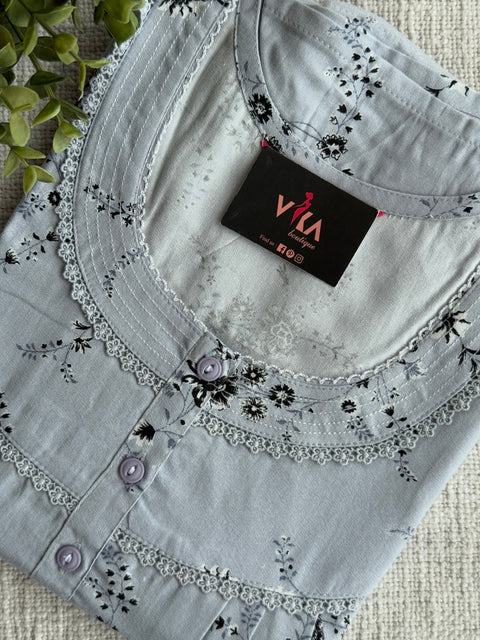 L size printed alpine nighty