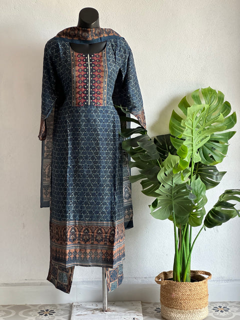 printed Pure viscose kurta pant set