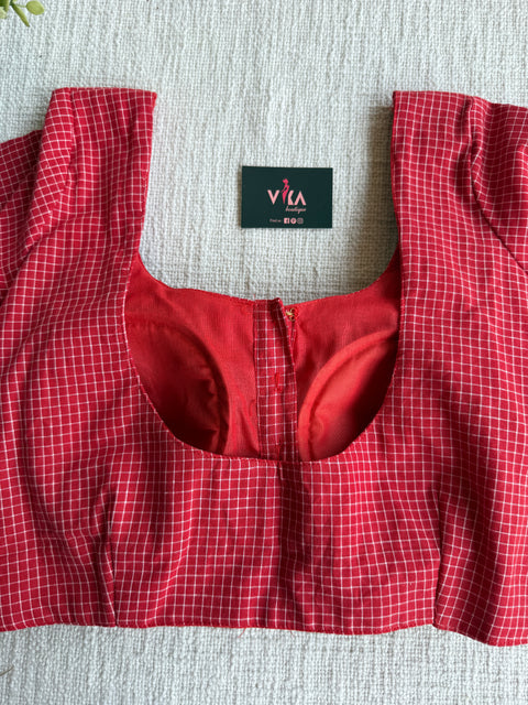 Red small checked blouse