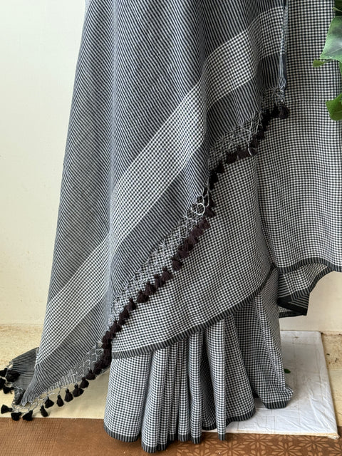 Mulmul kucho handloom cotton saree