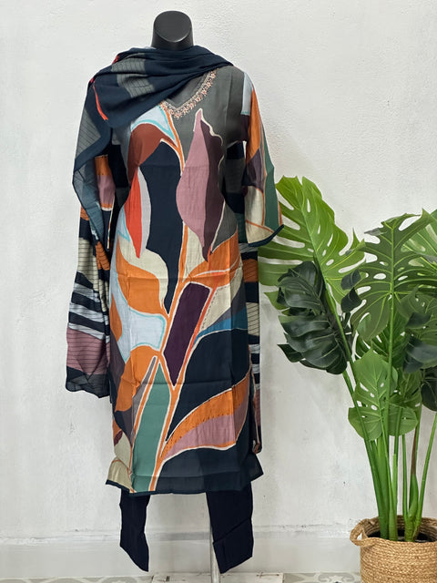 Colourful printed muslin readymade set