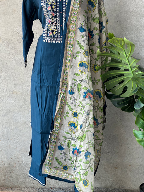 Neck embroidery Roman silk suit set