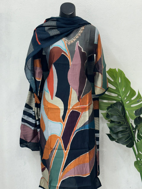 Colourful printed muslin readymade set