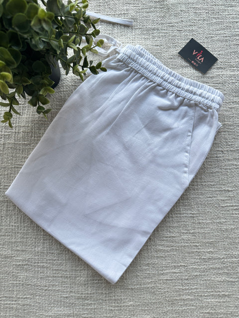White straight fit cotton pant