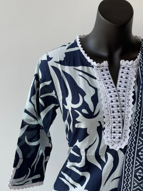 Navy blue & white Printed Kurta with Pant & Dupatta