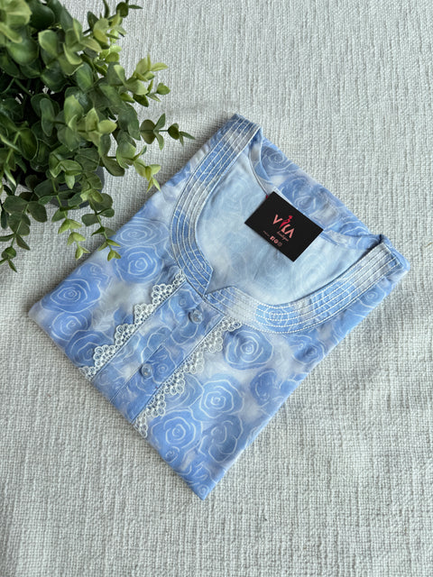 L size printed Alpine nighty