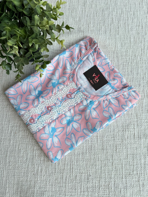 L and XL size printed Alpine nighty