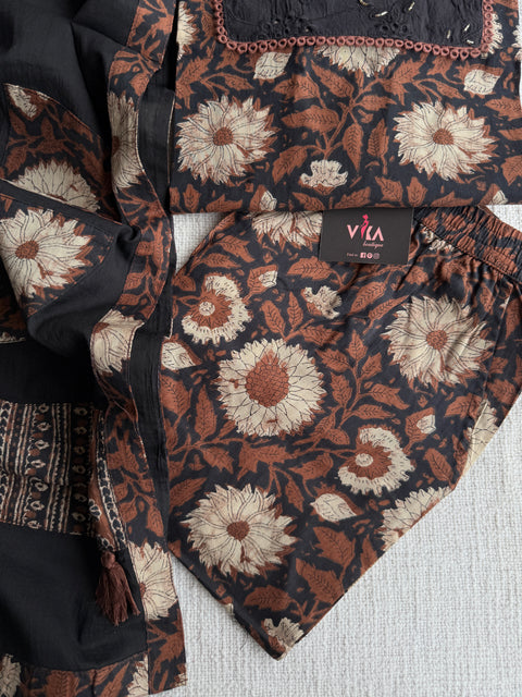 Kalamkari printed cotton suit set