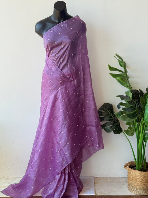 Pointed emb Guchi silk saree
