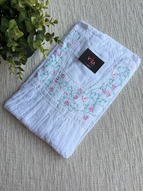 L size pastel emb cotton nighty - White
