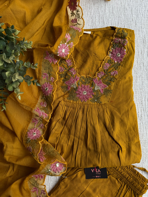 Musturd rayon kurta pant set
