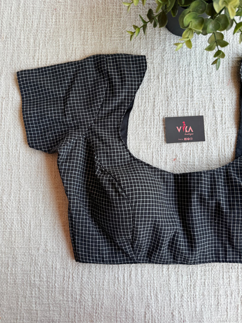 Small checked cotton blouse