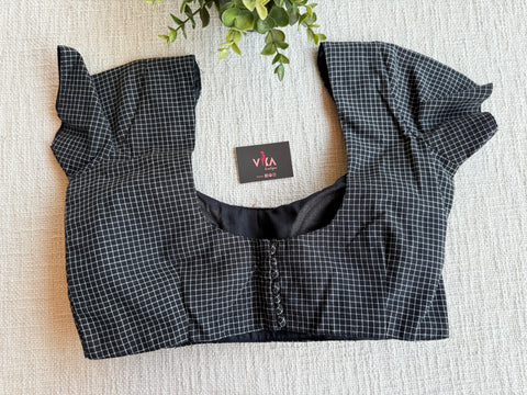 Small checked cotton blouse