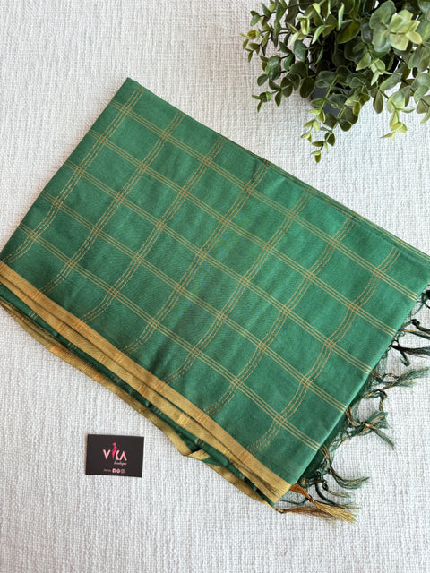 Checked Art silk saree with blouse
