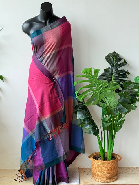 Checked premium cotton saree