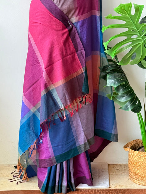 Checked premium cotton saree