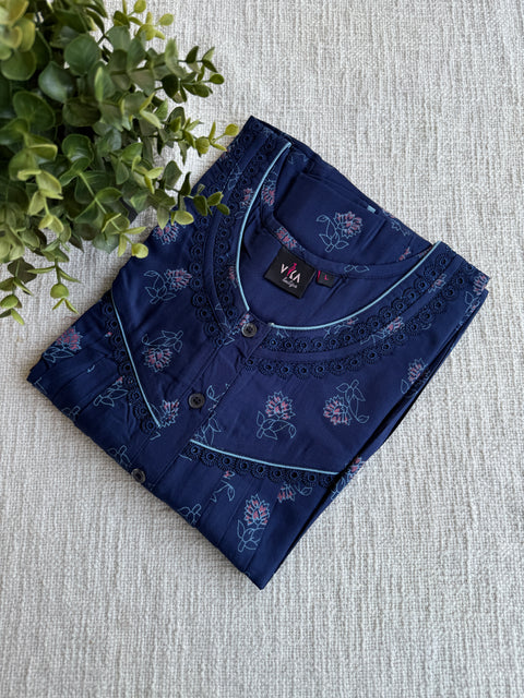 L size printed alpine Nighty
