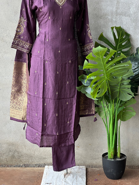 Rich embroidery work Russian silk suit set