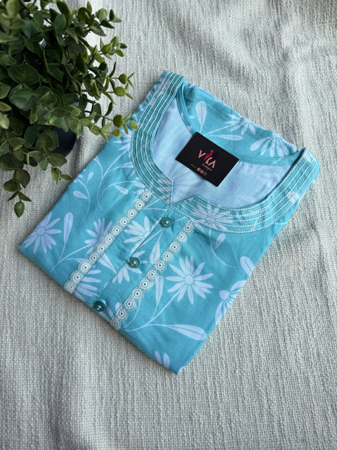 L and XL size printed Alpine nighty