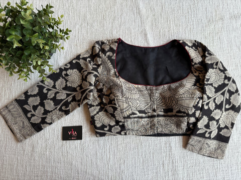 Cotton saree with Ready blouse - size 36