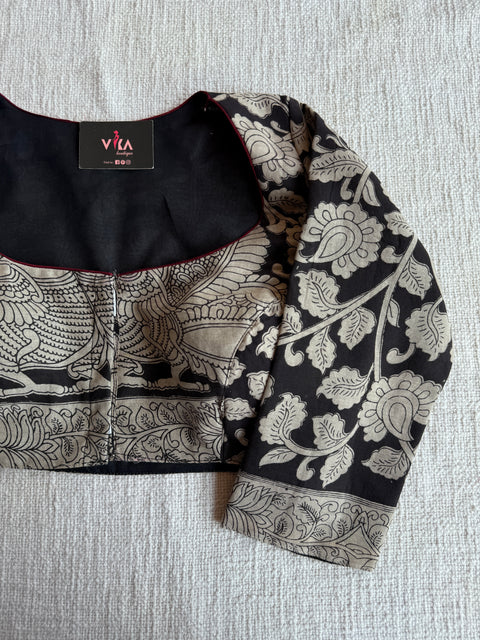 Cotton saree with Ready blouse - size 36