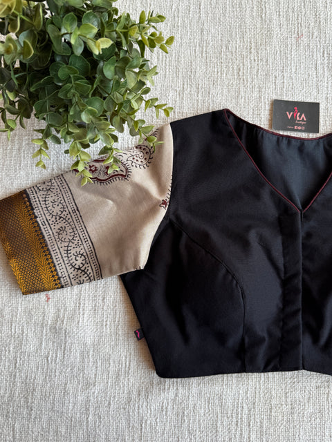 Cotton saree with Ready blouse - size 36