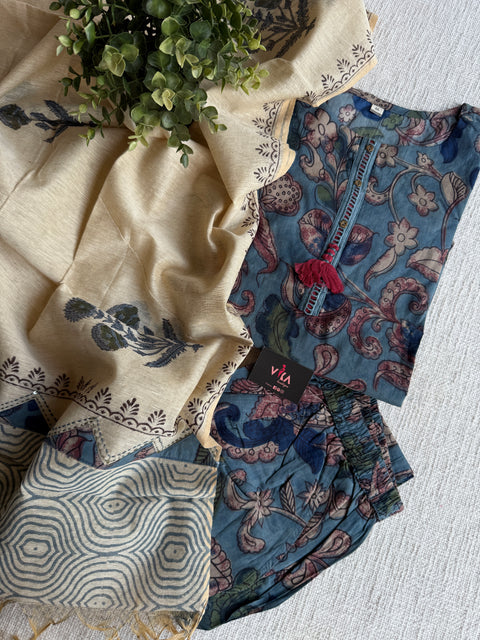 Kalamkari printed suit set
