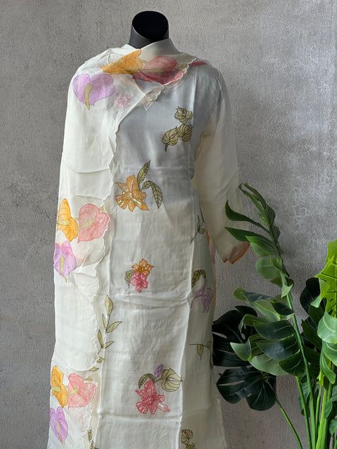 Emb seq organza ready suit set