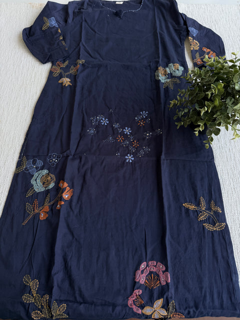 Navy Floral emb mul cotton suit set