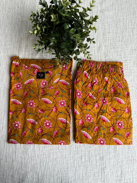 L size printed Cord Night suit