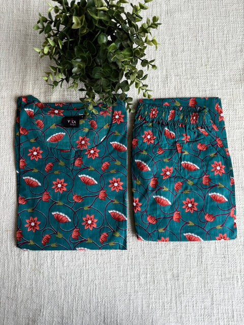 L size printed Cord Night suit