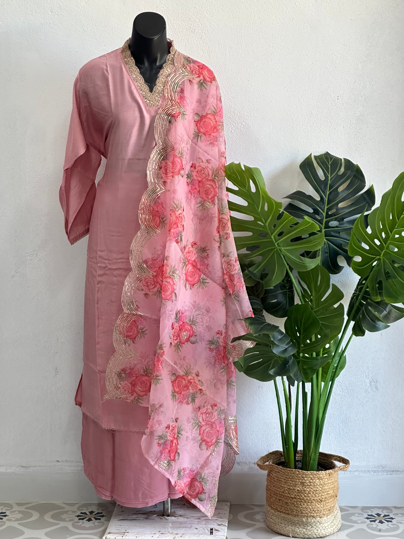 Salwar suit with collar cheap