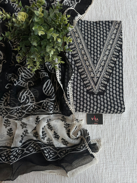 Printed cotton suit with chiffon dupatta