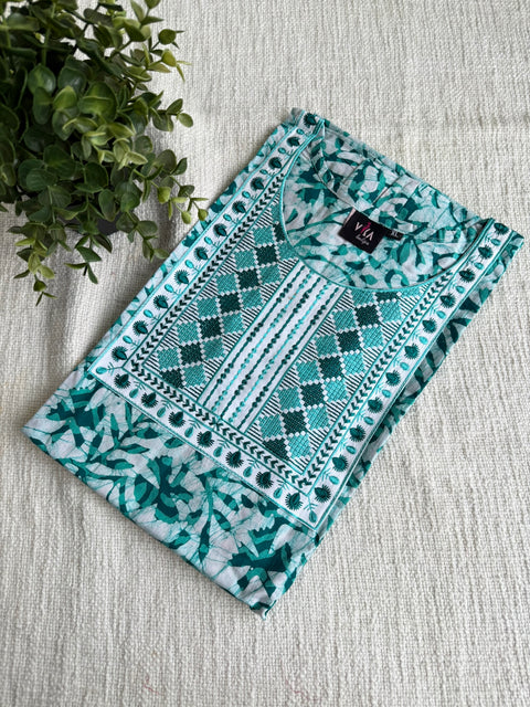 XL size Batik printed cotton nighty