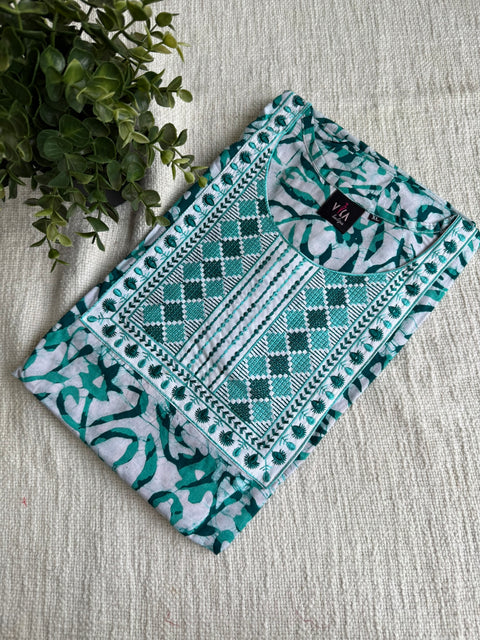 XL size Batik printed cotton nighty